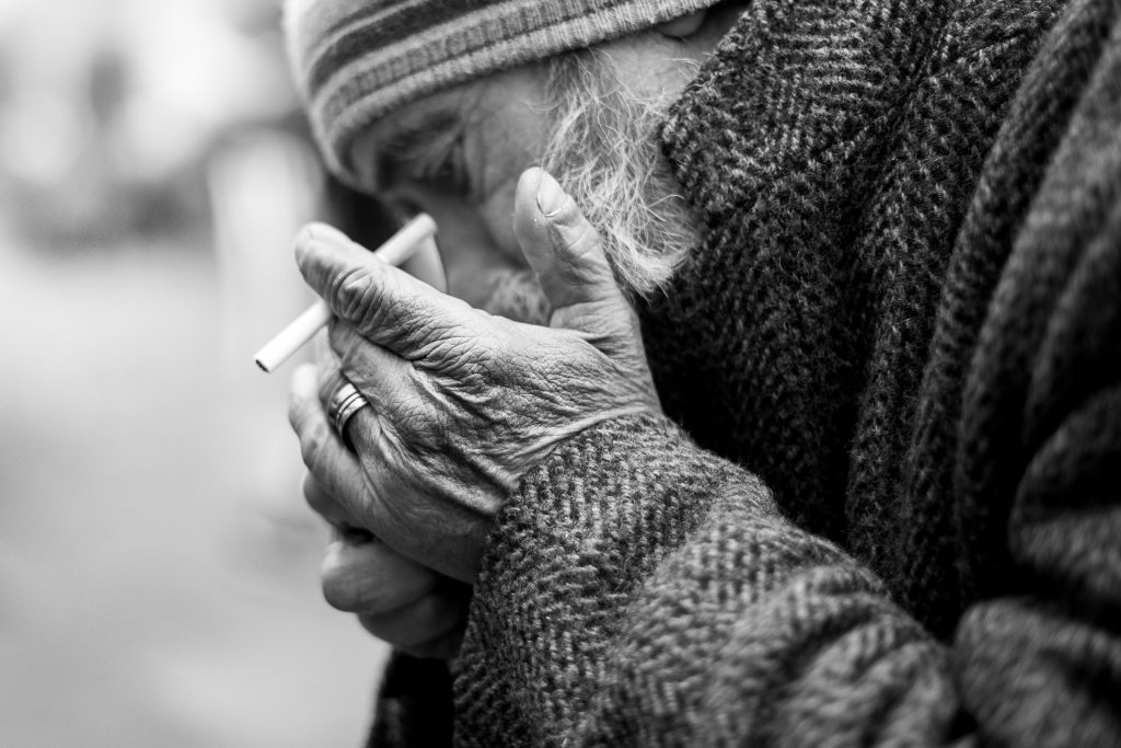 ترک اعتیاد سالمندان به سیگار و یک خبر خوش برای خسته‌‌ها !